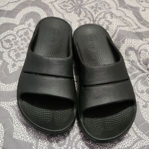 Oofos Black Slide Sandals
